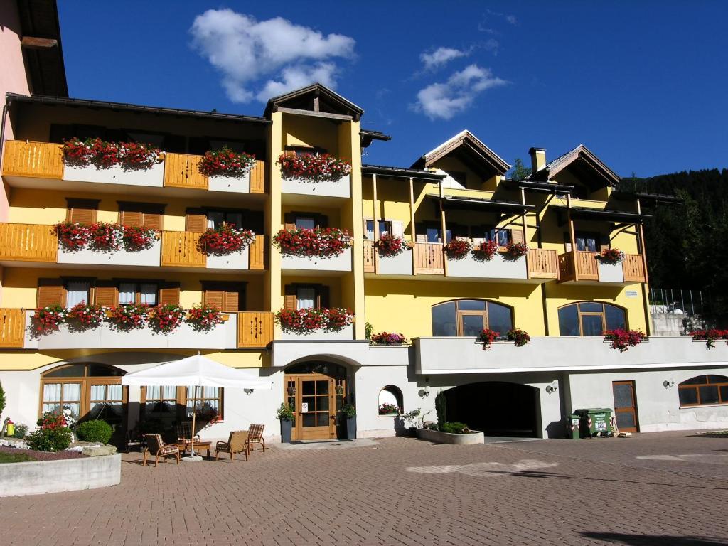 Residence Antares Andalo Exterior foto